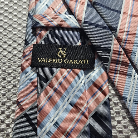 Valerio Garati mens italian silk tie - Picture 3 of 3